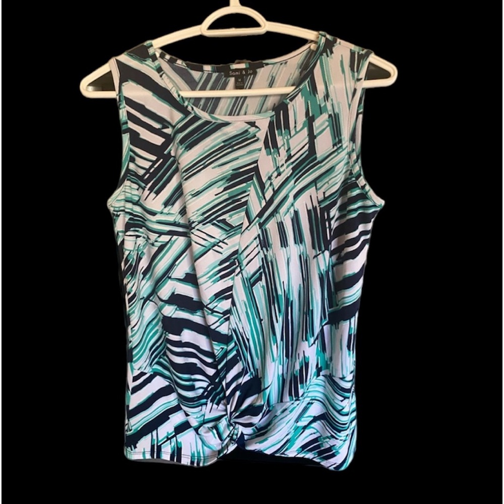 Sleeveless top by Sami & Jo (m)